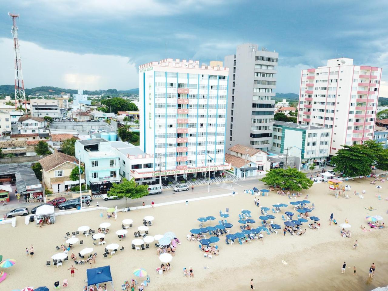 Imperador Turismo Hotel Piçarras Екстериор снимка